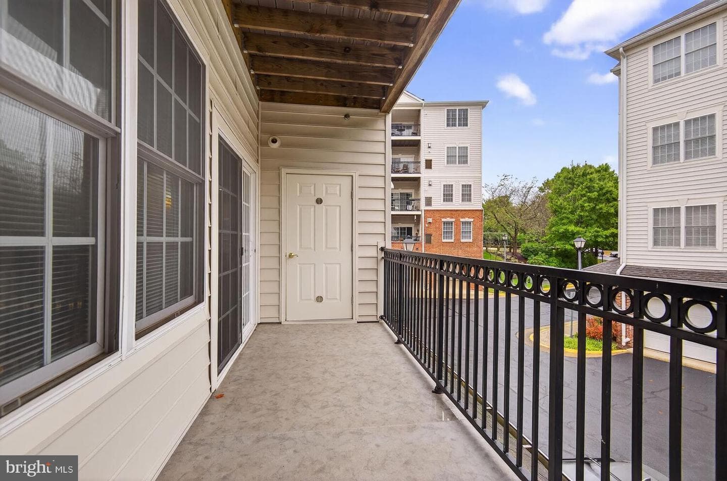 20810 Noble Terrace #205 photo 15