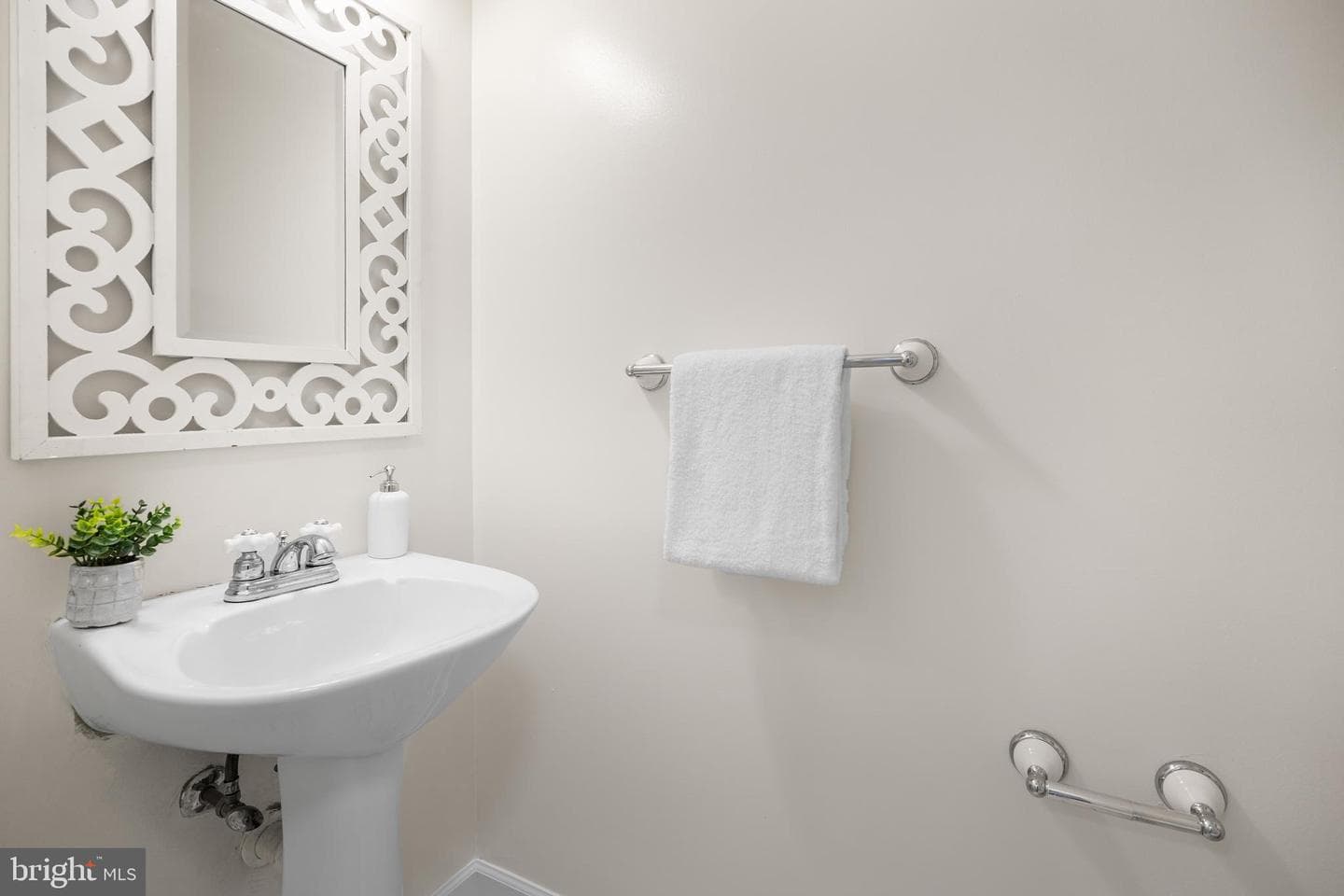 604 Tammy Terrace SE photo 21