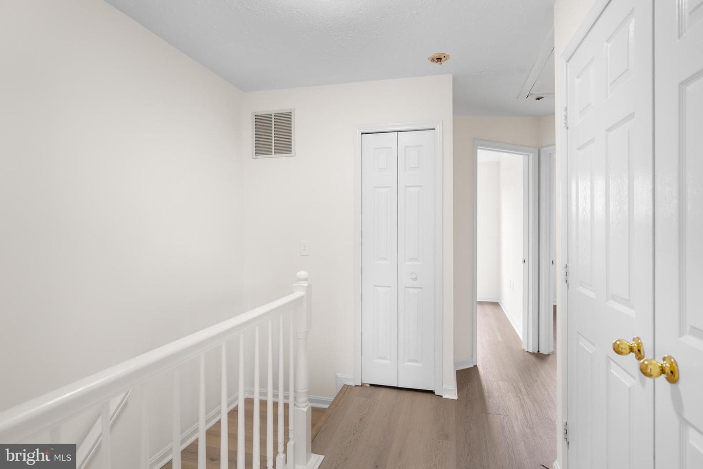 604 Tammy Terrace SE photo 32