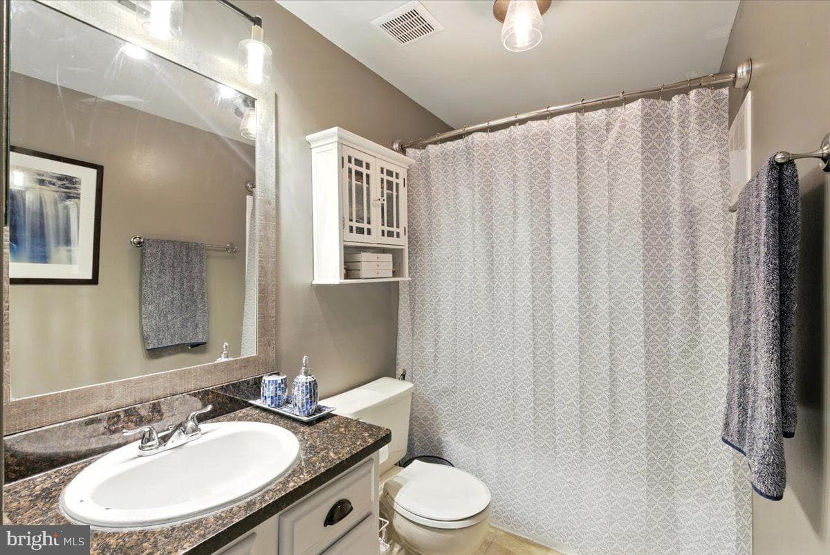 43953 Minthill Terrace photo 12