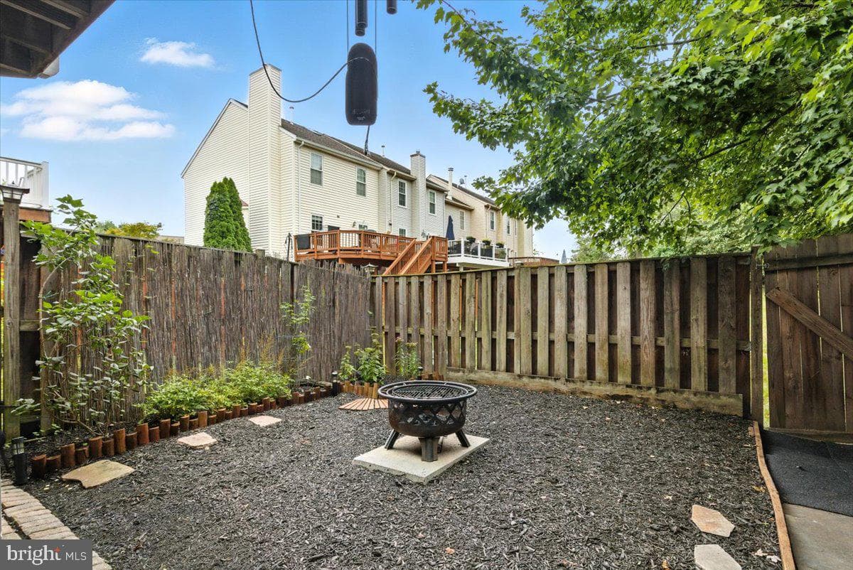 43953 Minthill Terrace photo 18