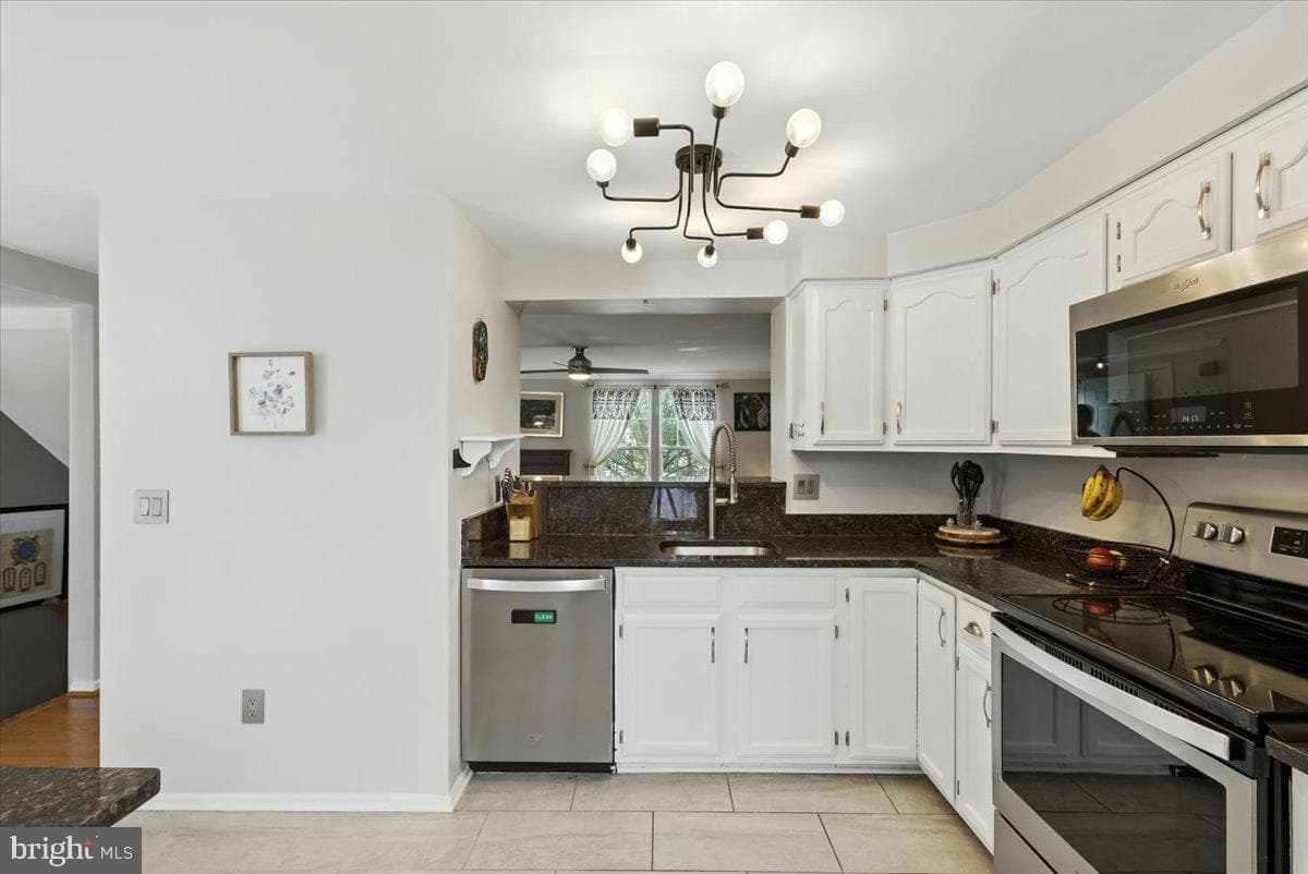 43953 Minthill Terrace photo 6