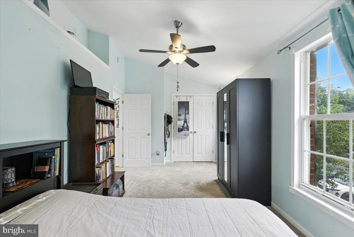 43953 Minthill Terrace photo 9