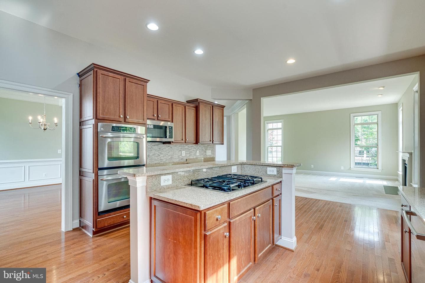 42739 Macauley Place photo 26