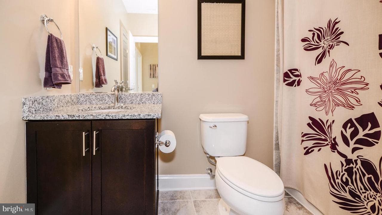 42823 Burrell Square photo 18