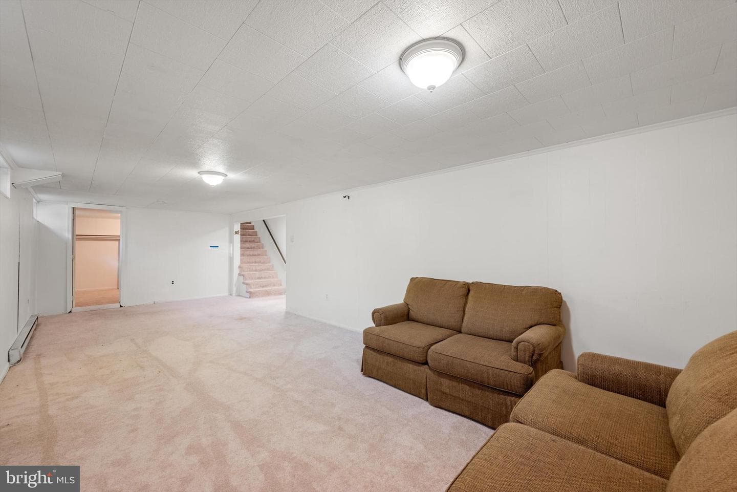 211 Catoctin Circle NE photo 18