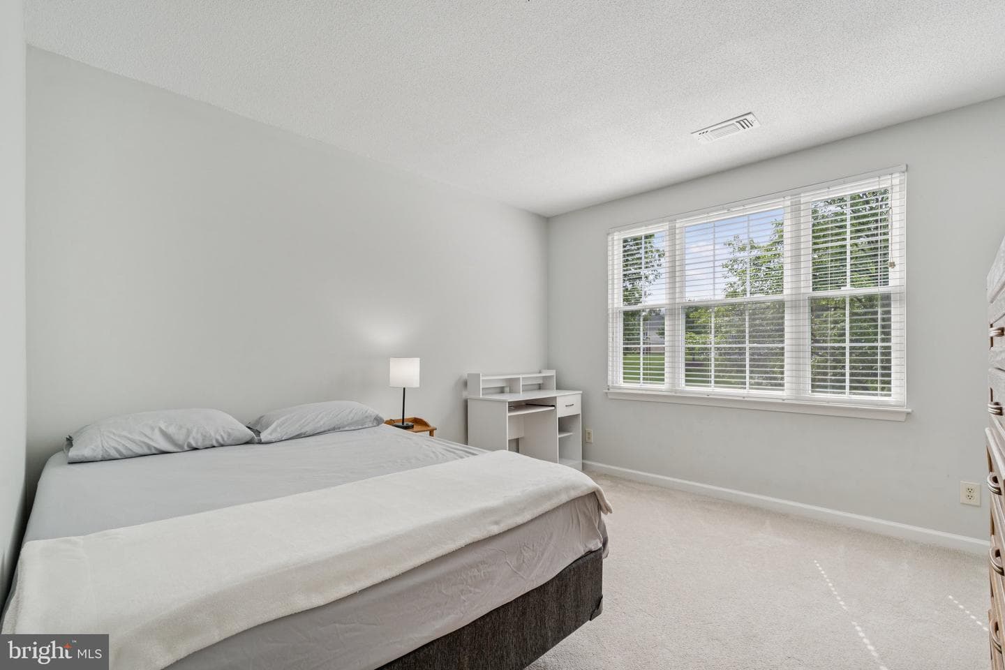 20311 Beechwood Terrace #203 photo 23
