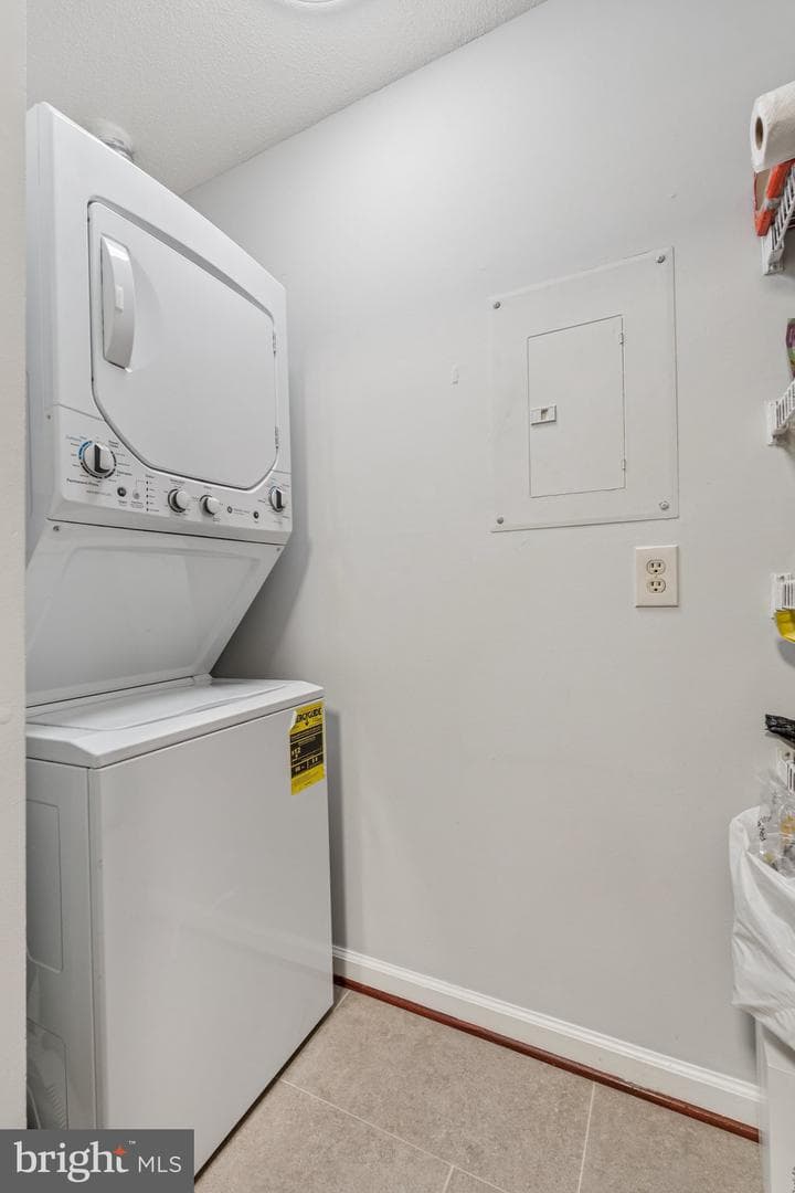 20311 Beechwood Terrace #203 photo 7