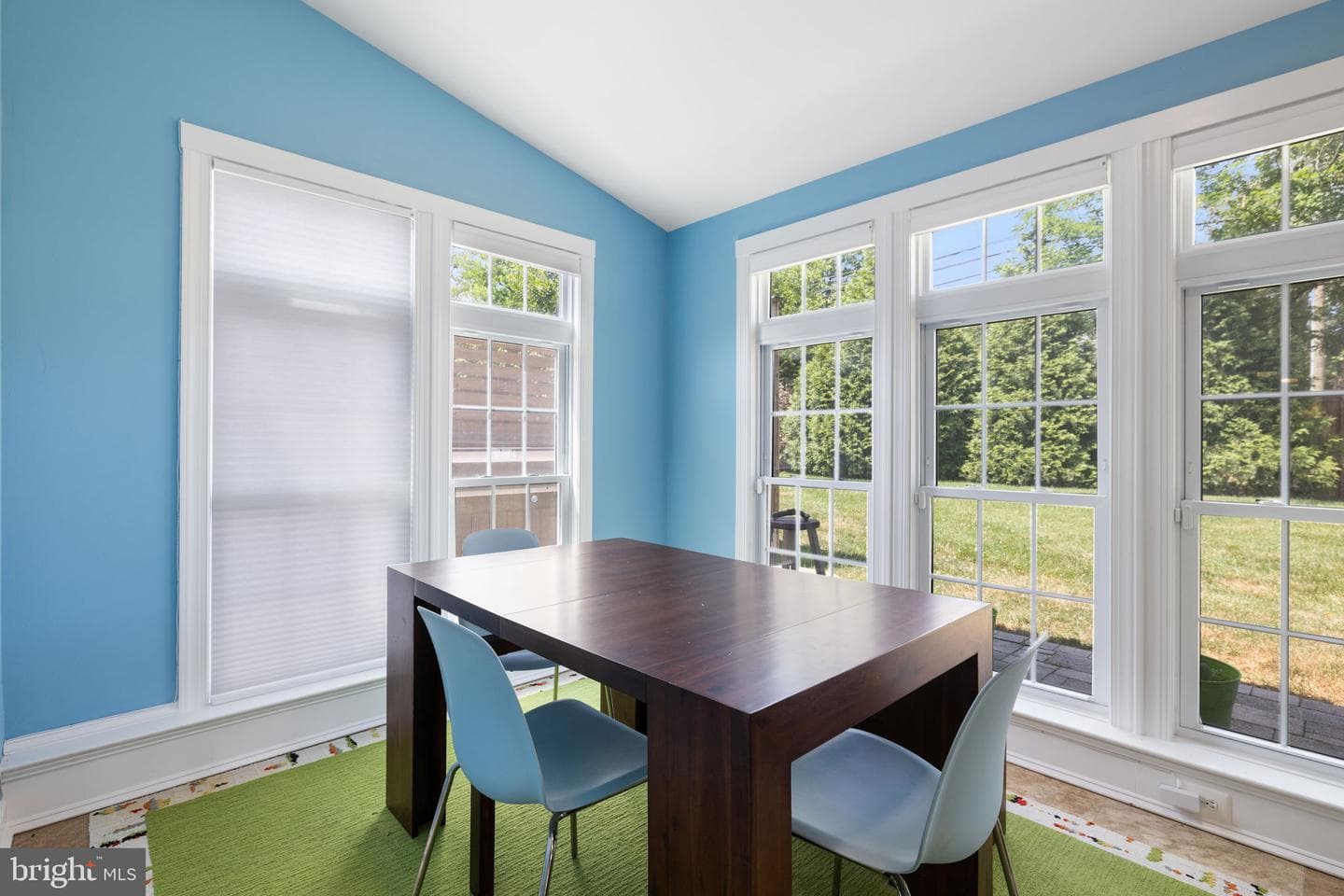 422 Mosby Drive SW photo 35