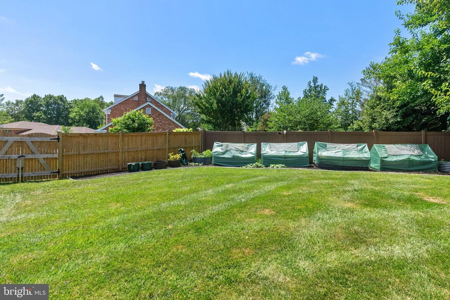 422 Mosby Drive SW photo 65