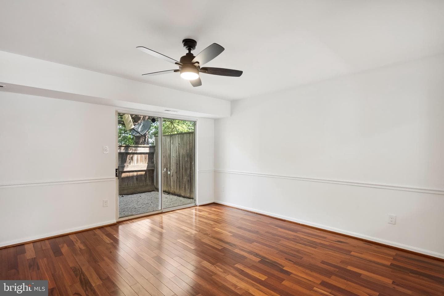 258 Coventry Square photo 12