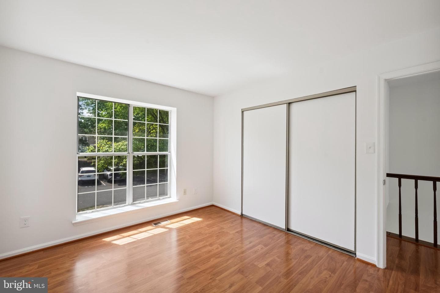 258 Coventry Square photo 18