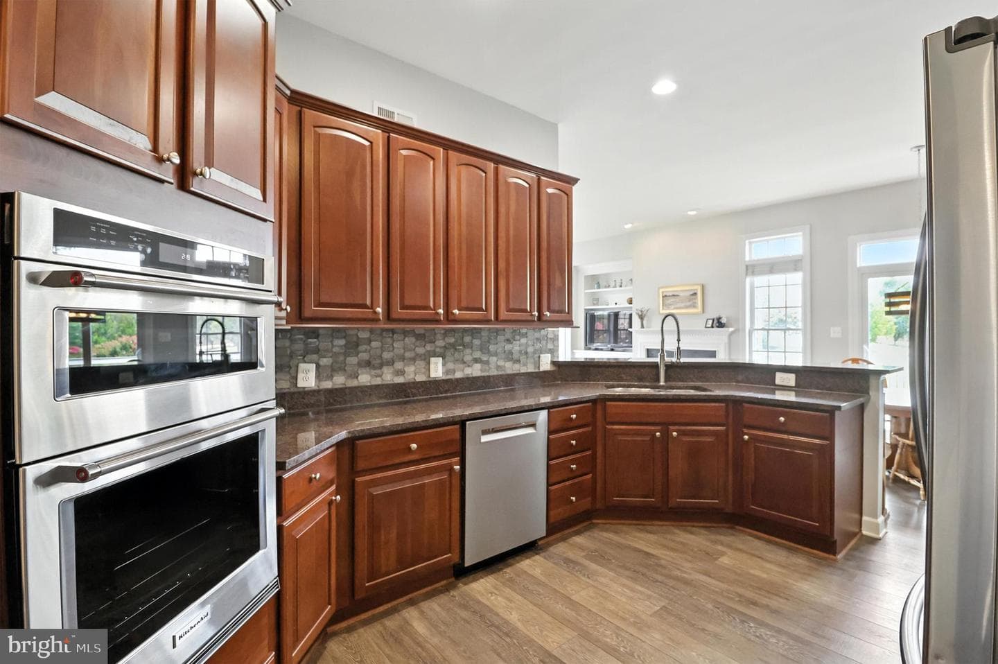 19208 Greystone Square photo 15