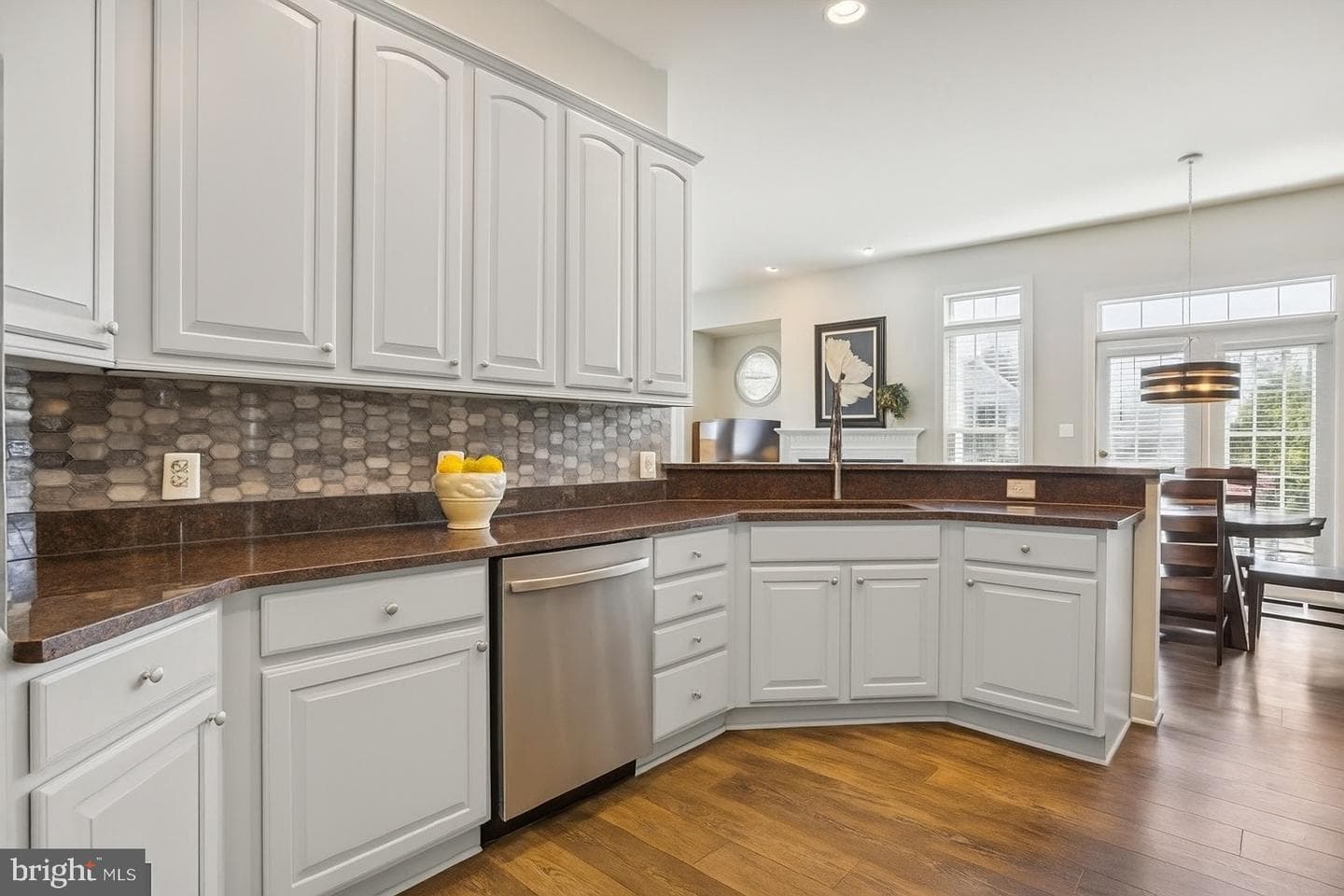 19208 Greystone Square photo 16