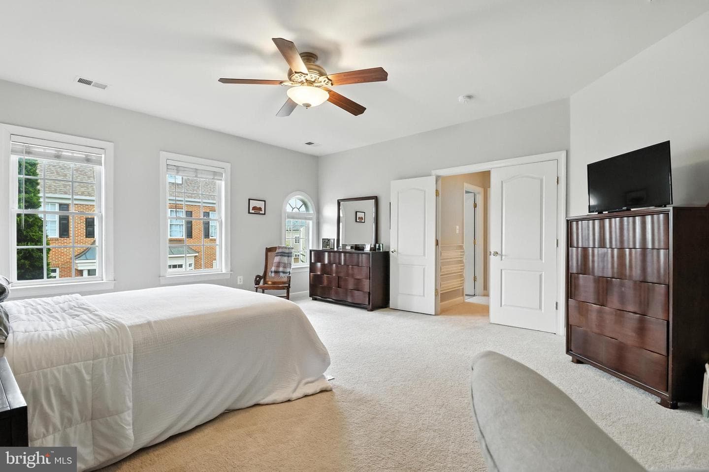19208 Greystone Square photo 23