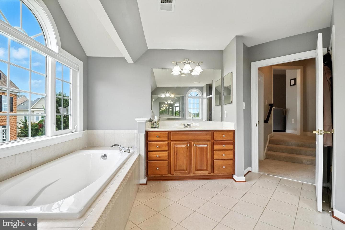 19208 Greystone Square photo 28