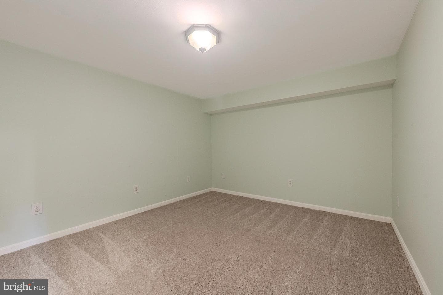 20624 Camptown Court photo 39