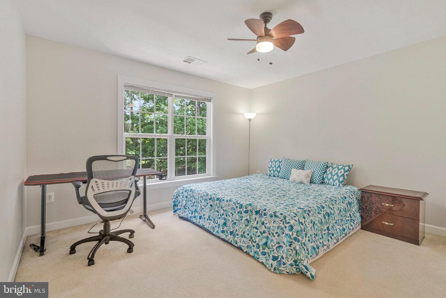 43187 Rosehaven Place photo 12