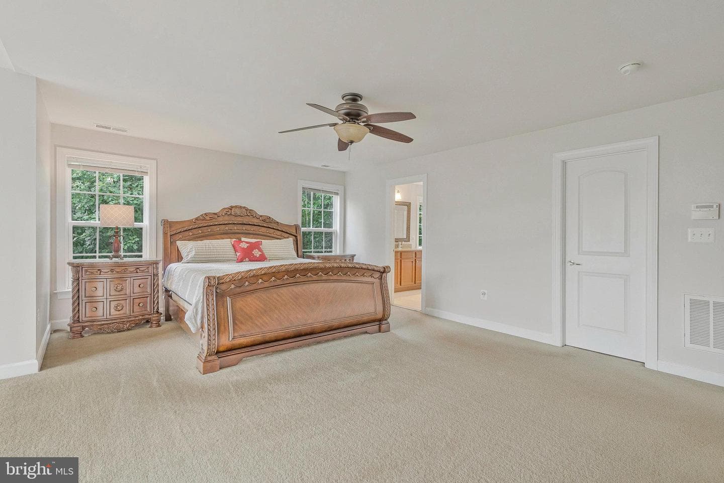 43187 Rosehaven Place photo 8
