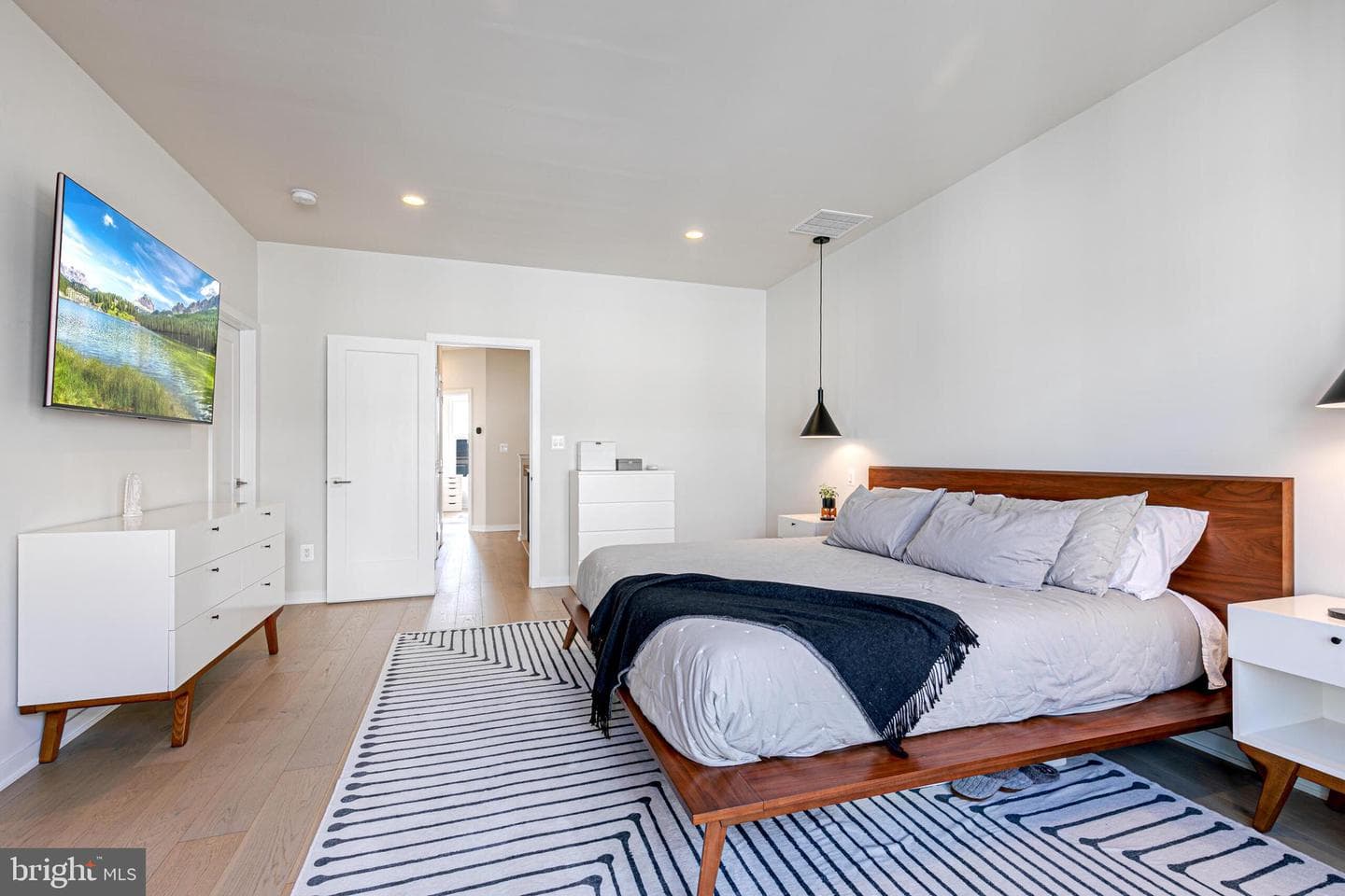 43420 Grandmoore Street photo 26