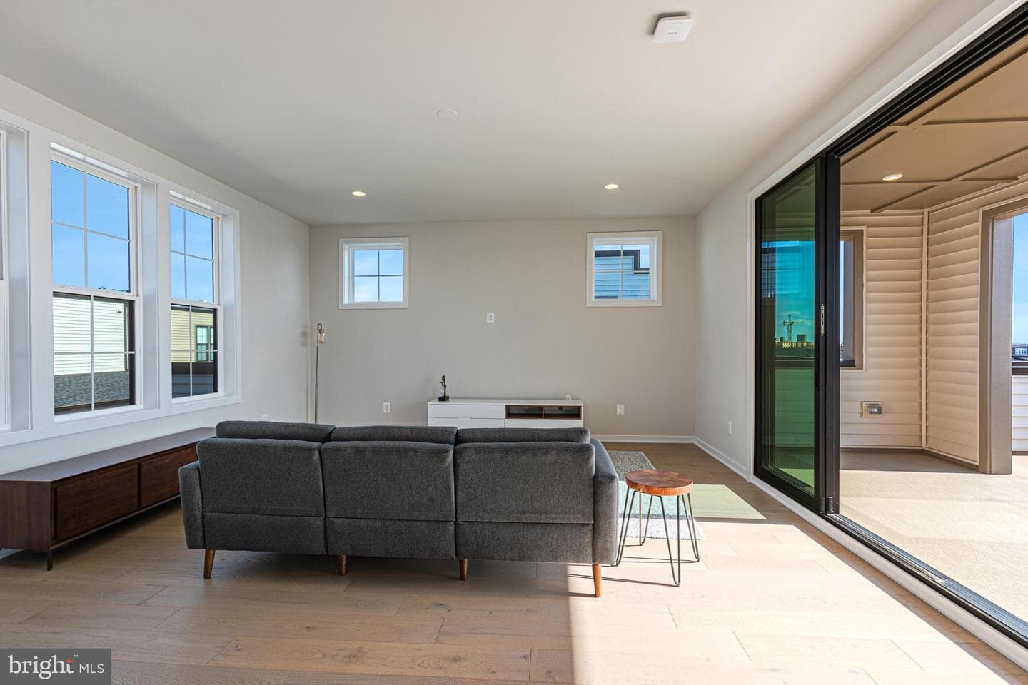 43420 Grandmoore Street photo 41