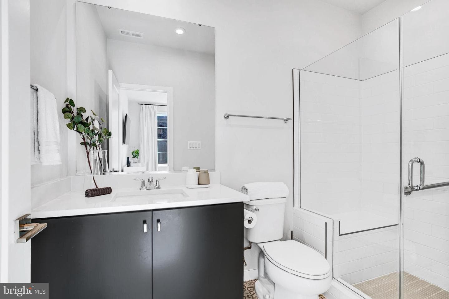 43420 Grandmoore Street photo 49