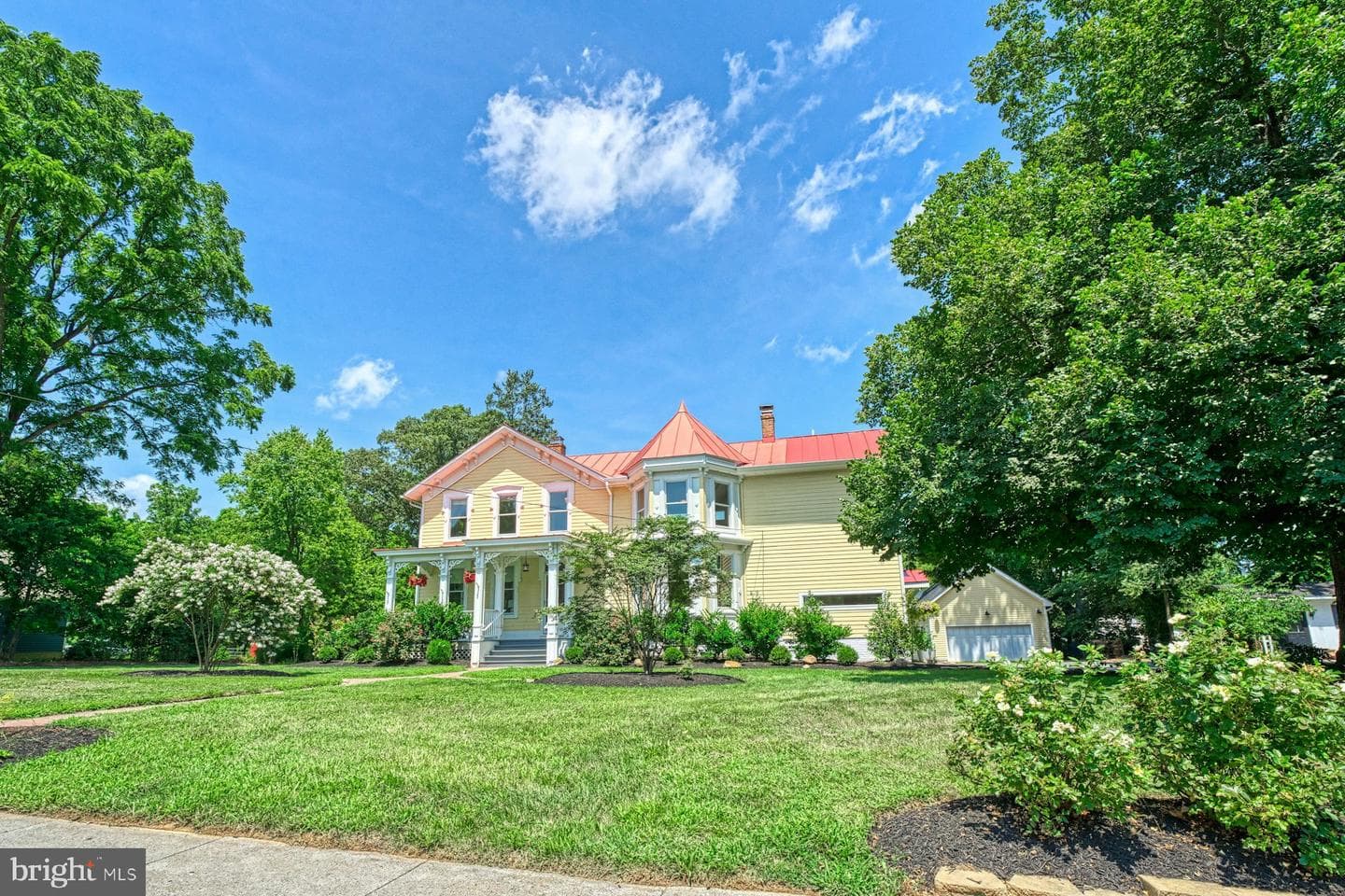 120 W Colonial Highway photo 4