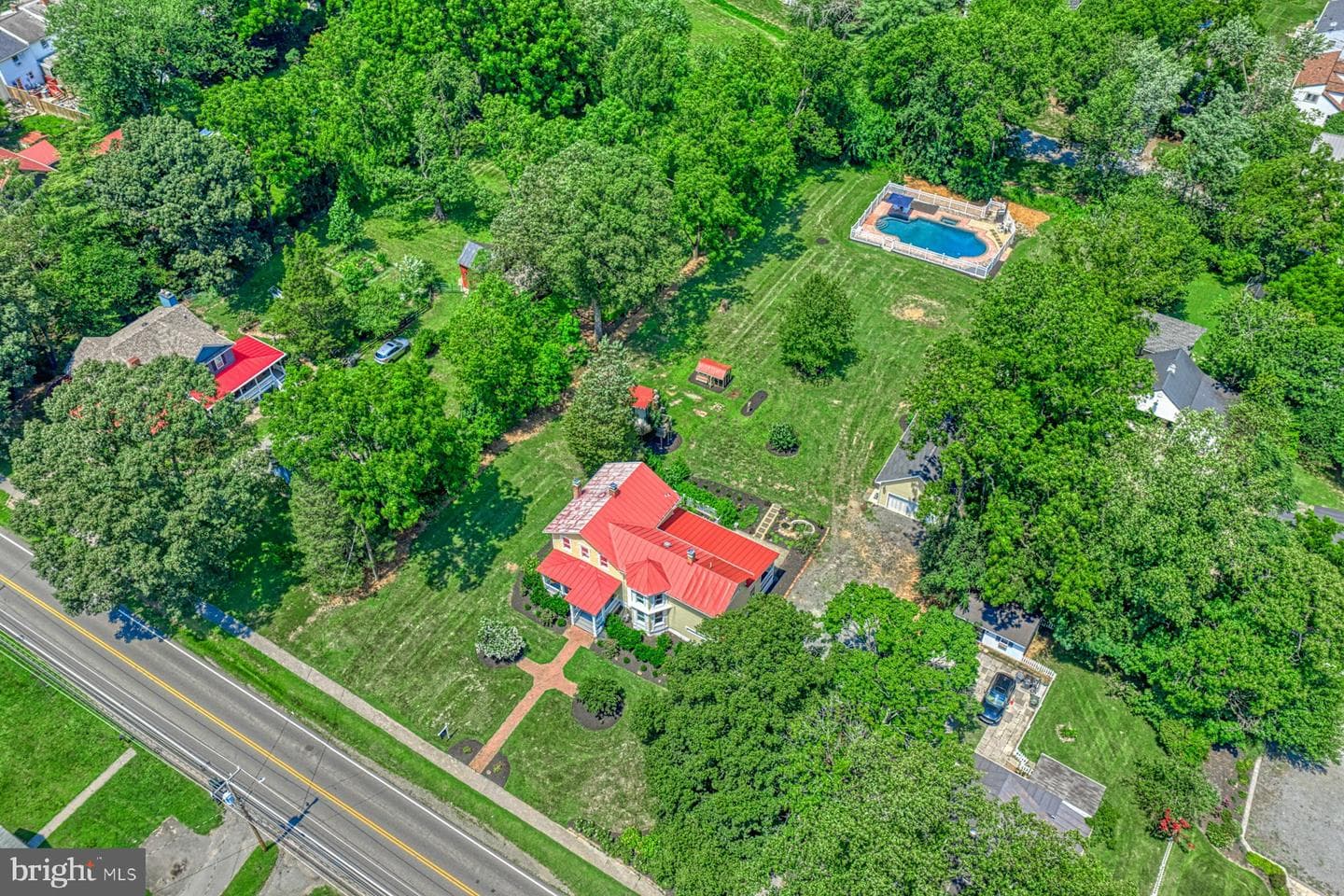 120 W Colonial Highway photo 5