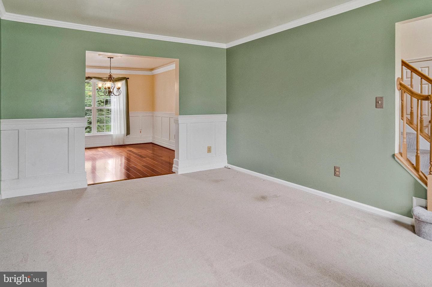 407 Tracy Court NE photo 12