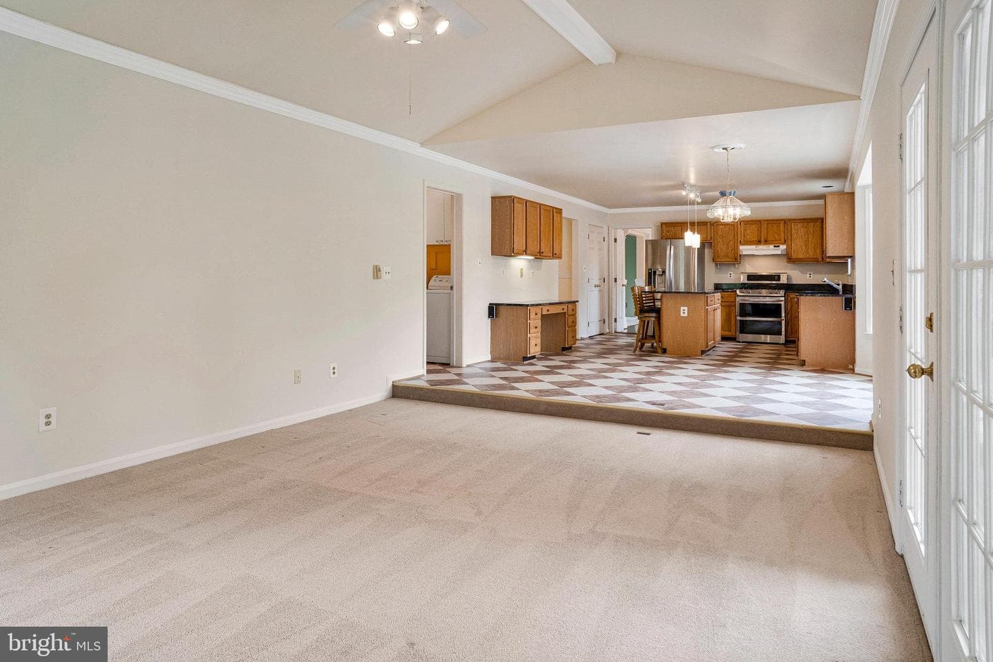 407 Tracy Court NE photo 18