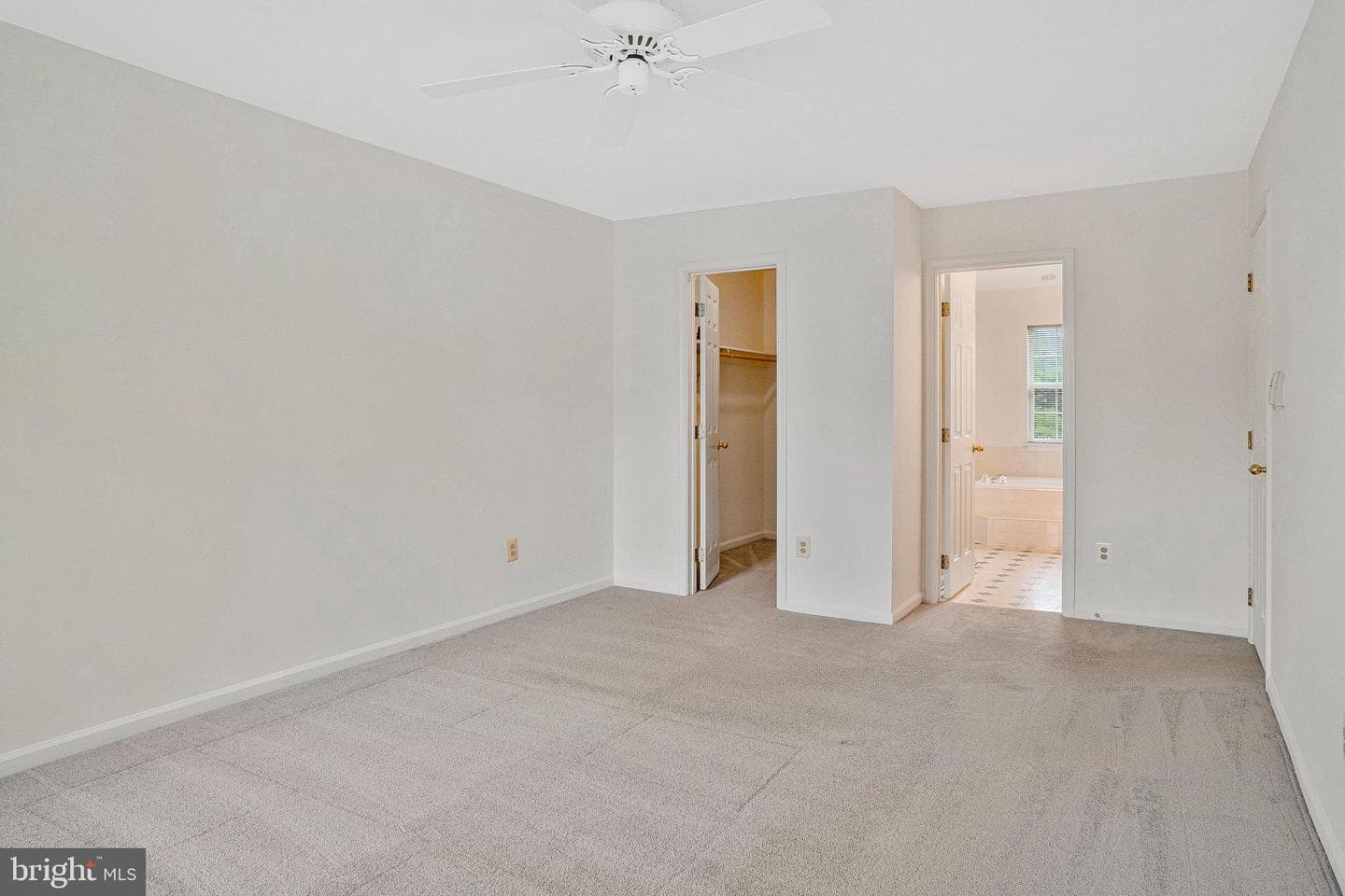 407 Tracy Court NE photo 26
