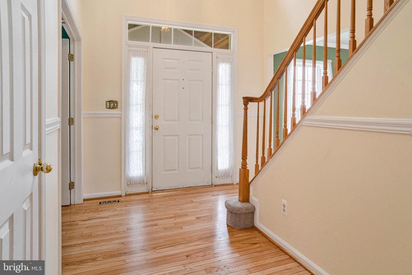 407 Tracy Court NE photo 5