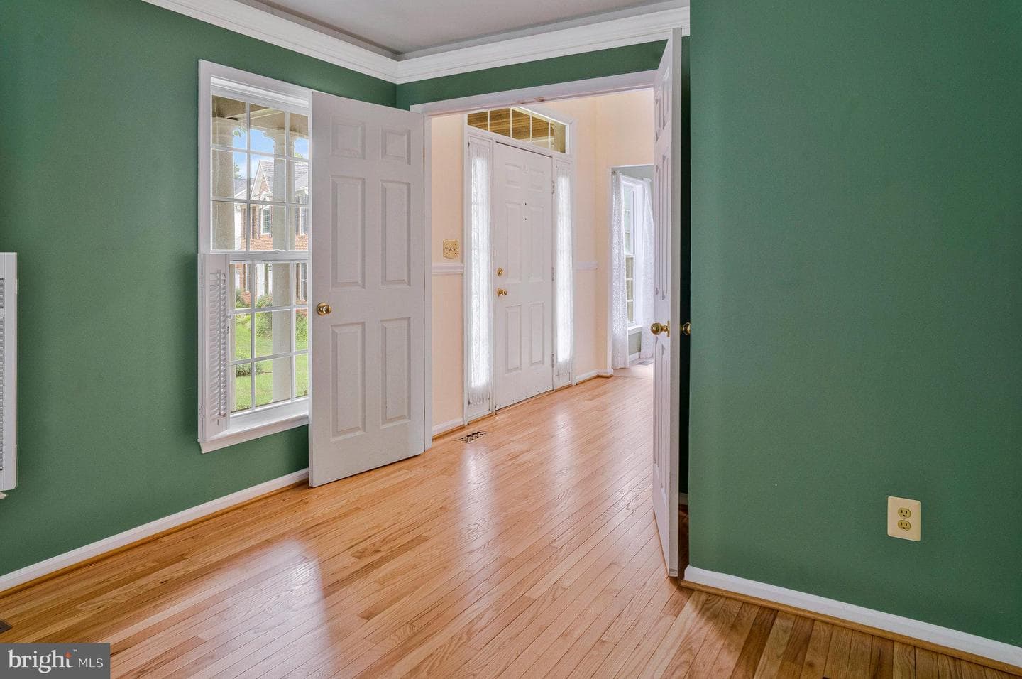 407 Tracy Court NE photo 8