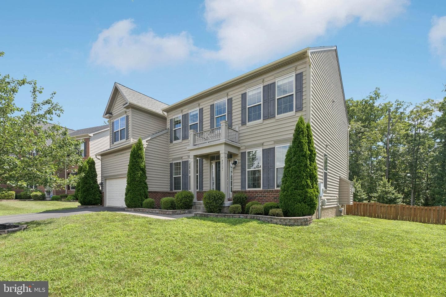 42121 Oak Crest Circle photo 2