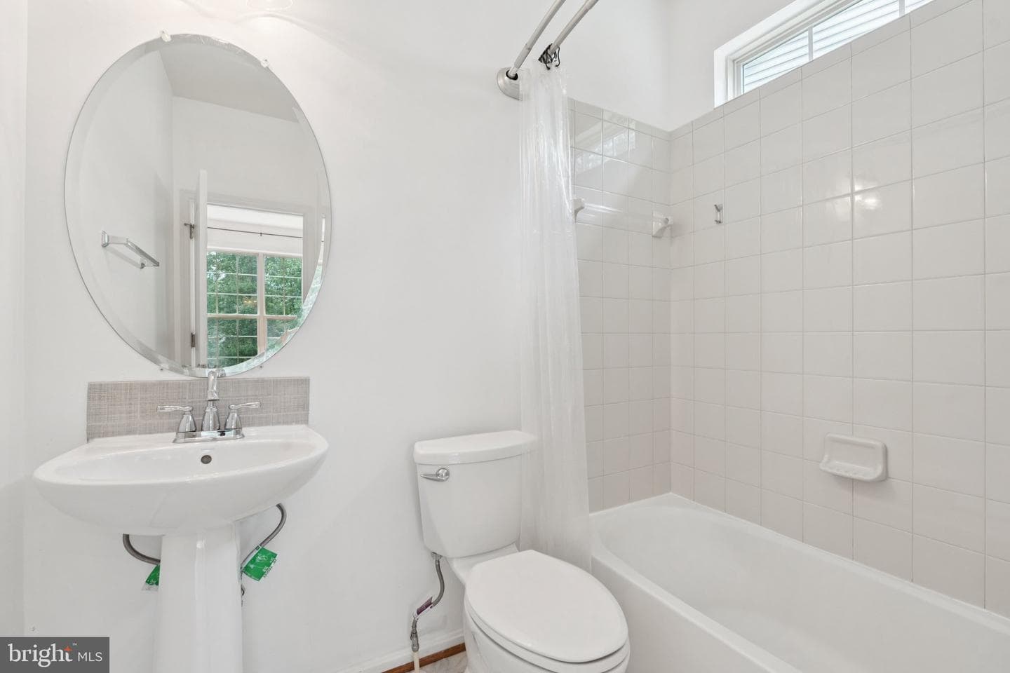 42121 Oak Crest Circle photo 23