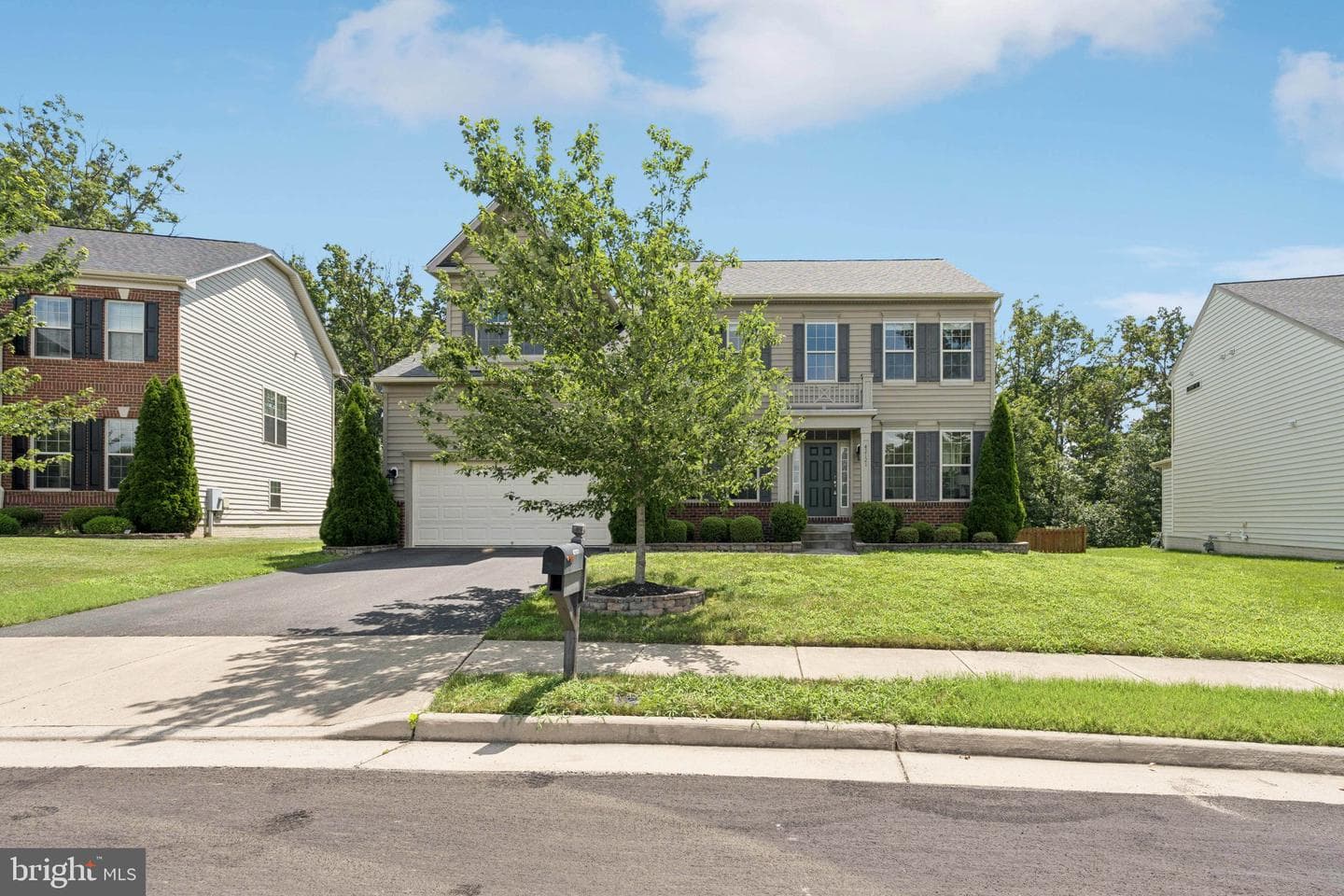 42121 Oak Crest Circle photo 3