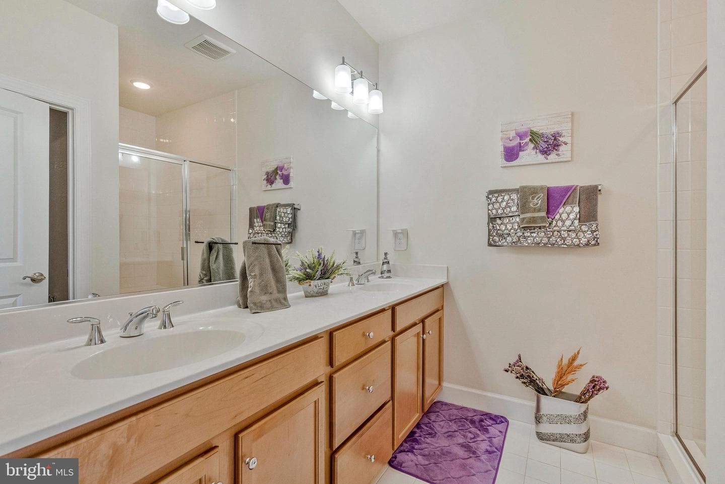 45394 Daveno Square photo 8