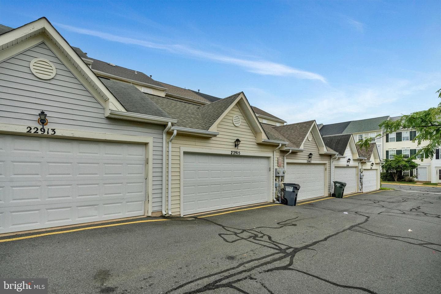 22915 Regent Terrace photo 3