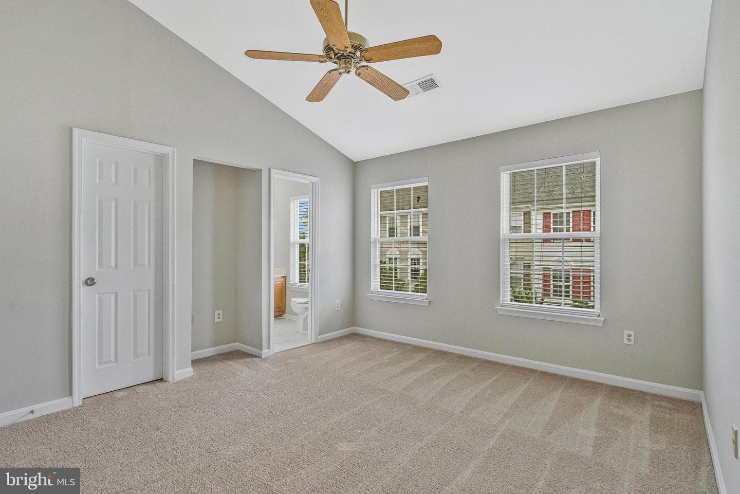 22915 Regent Terrace photo 47
