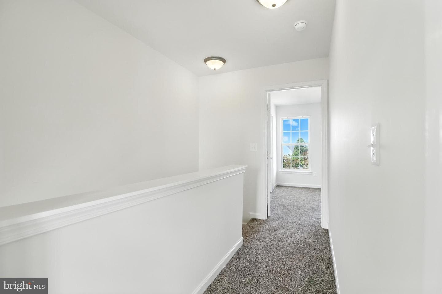 20943 Colecroft Square photo 26