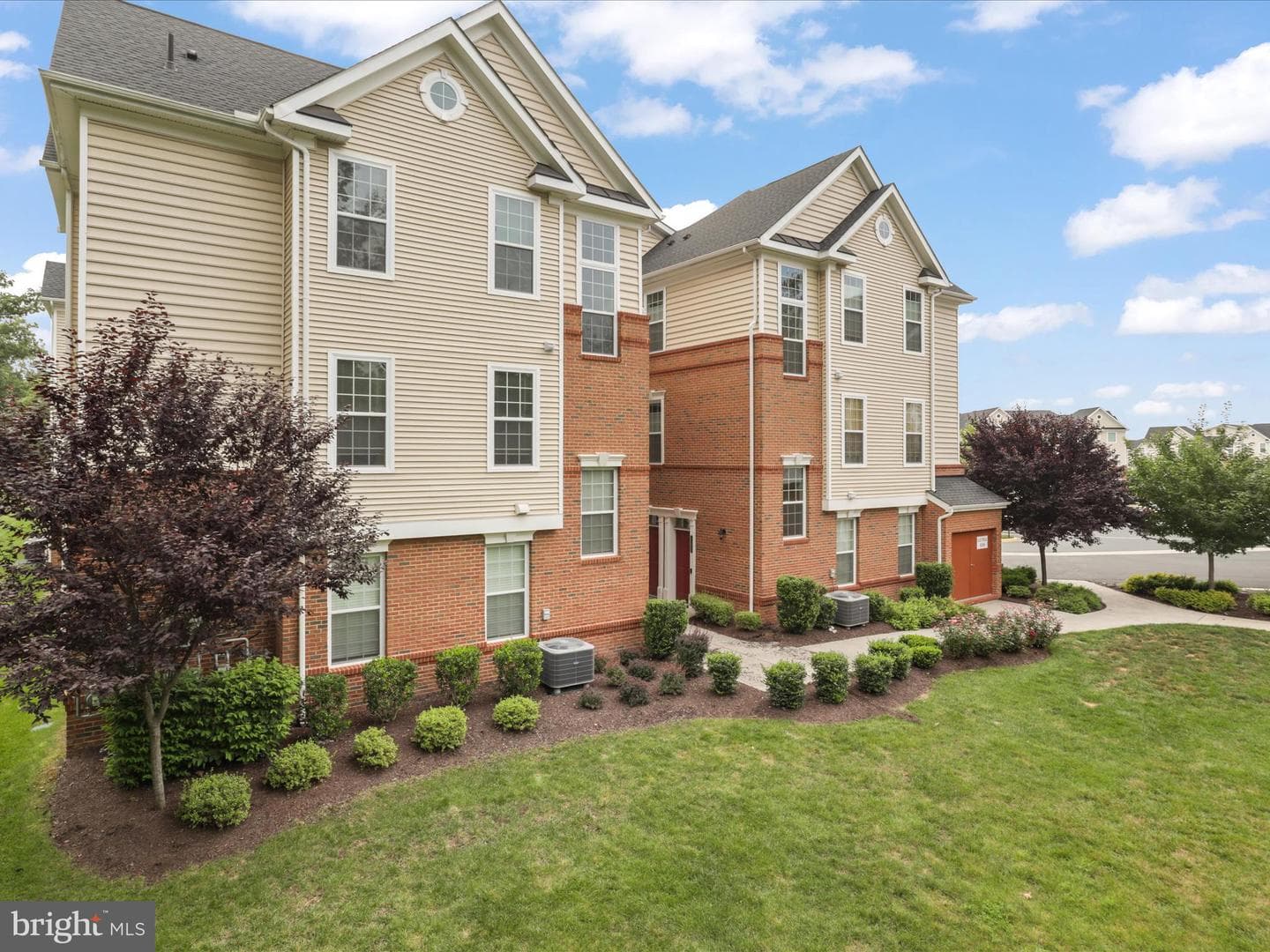 23245 Milltown Knoll Square #103 photo 8