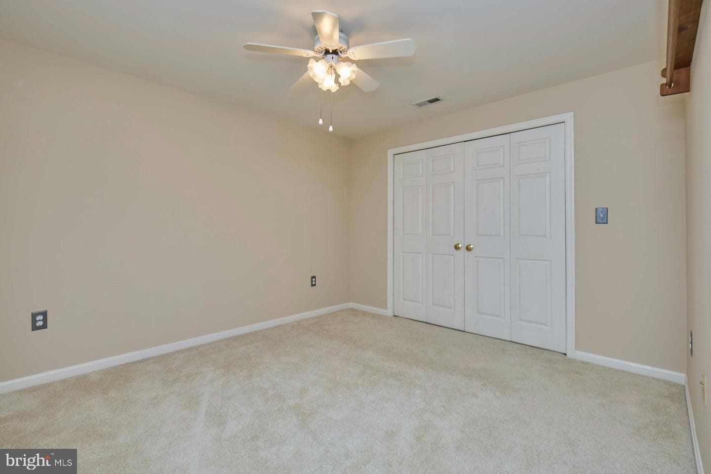 20357 Hartwell Street photo 40