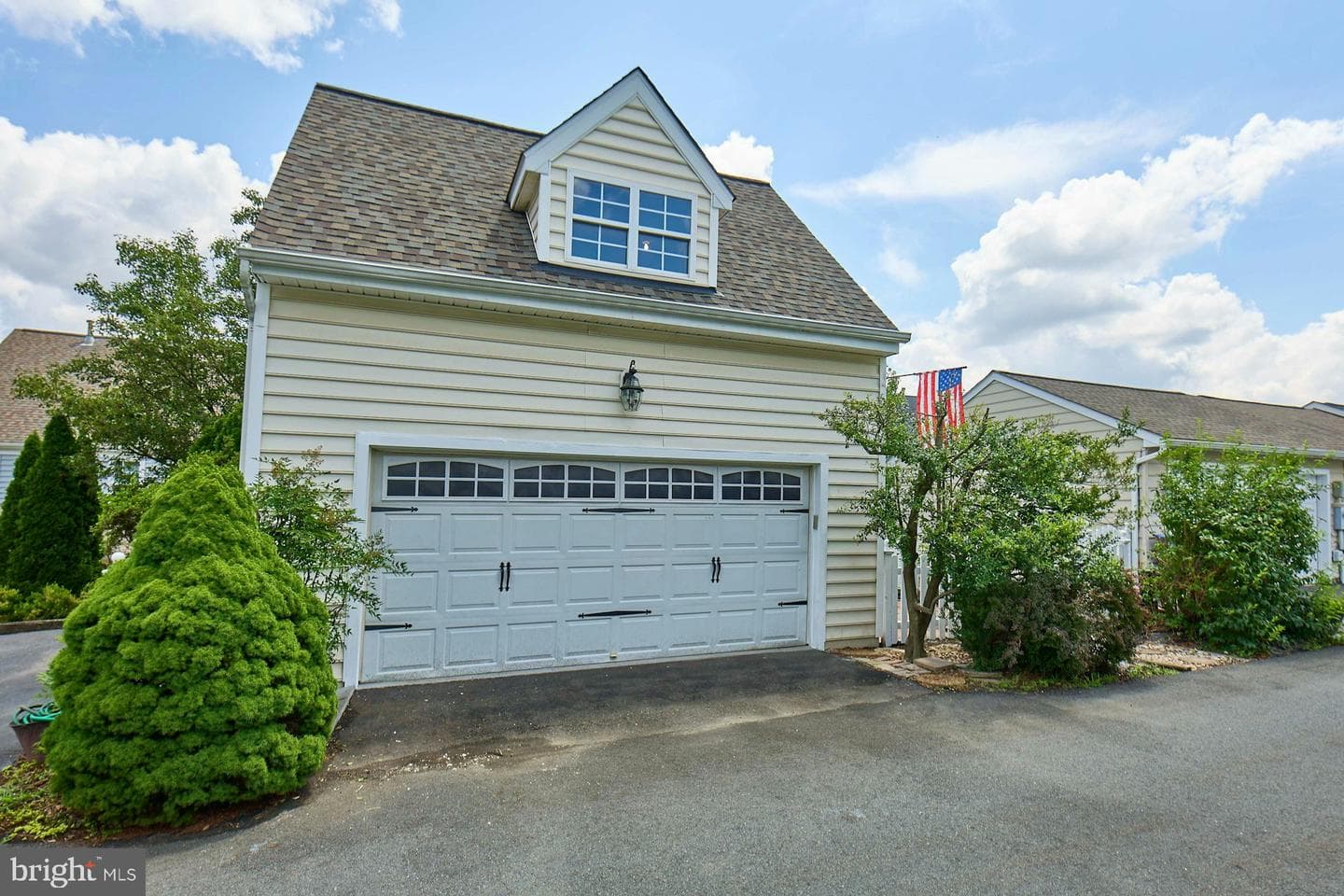 20357 Hartwell Street photo 50