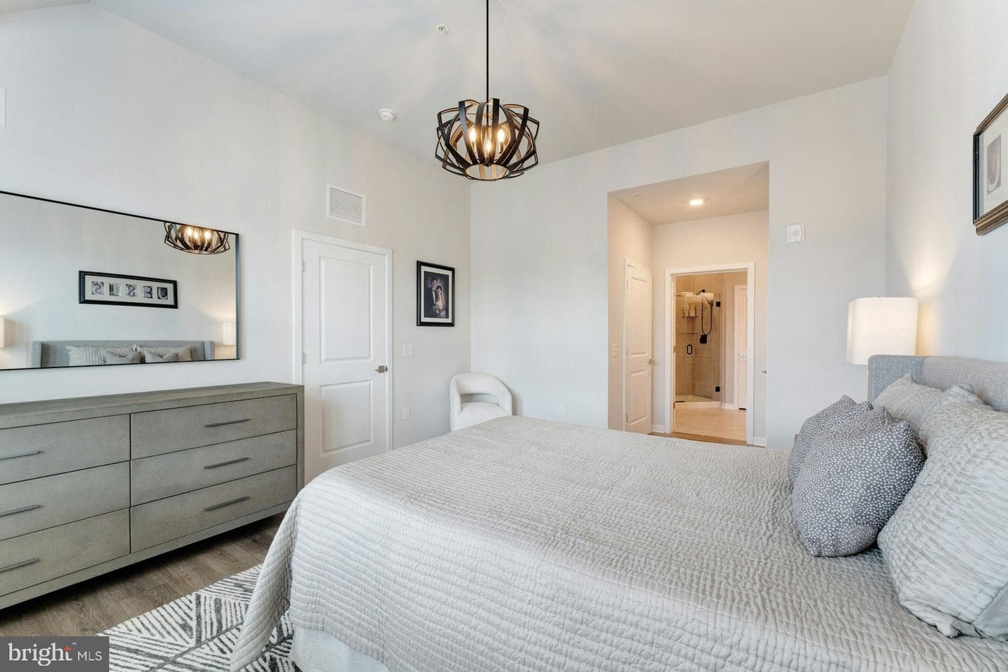 750 Mount Airy Terrace NE #402 photo 20