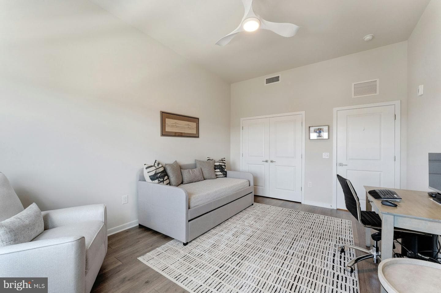 750 Mount Airy Terrace NE #402 photo 26