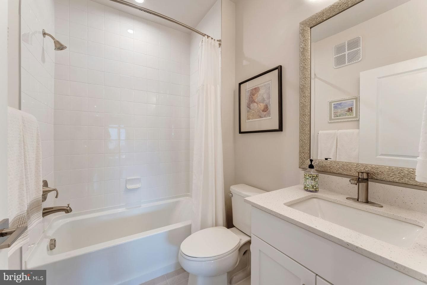 750 Mount Airy Terrace NE #402 photo 27