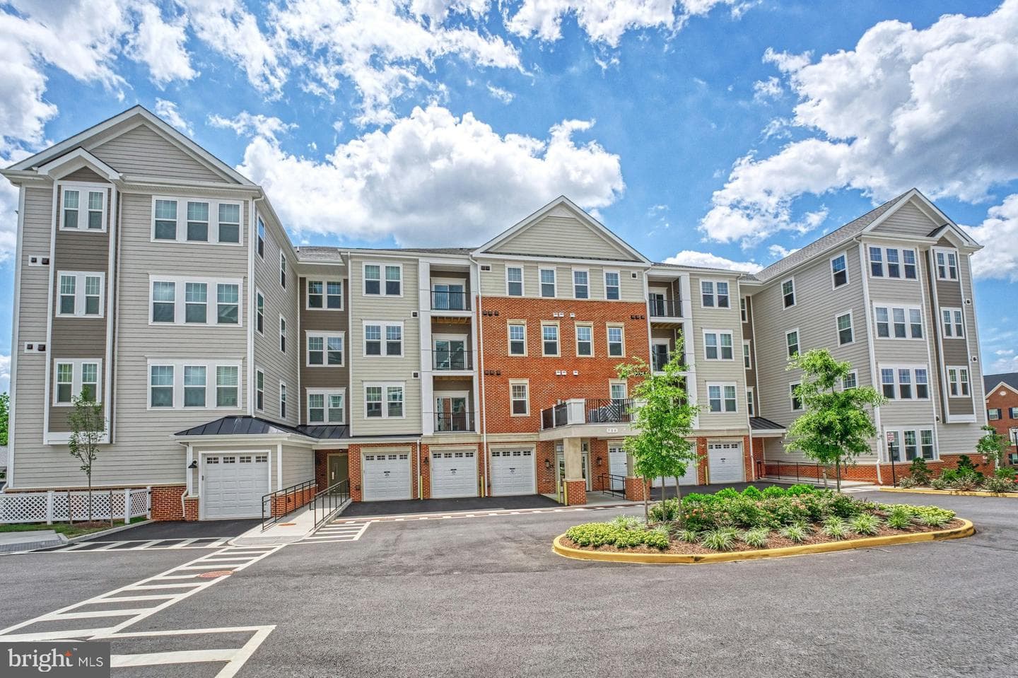 750 Mount Airy Terrace NE #402 photo 38