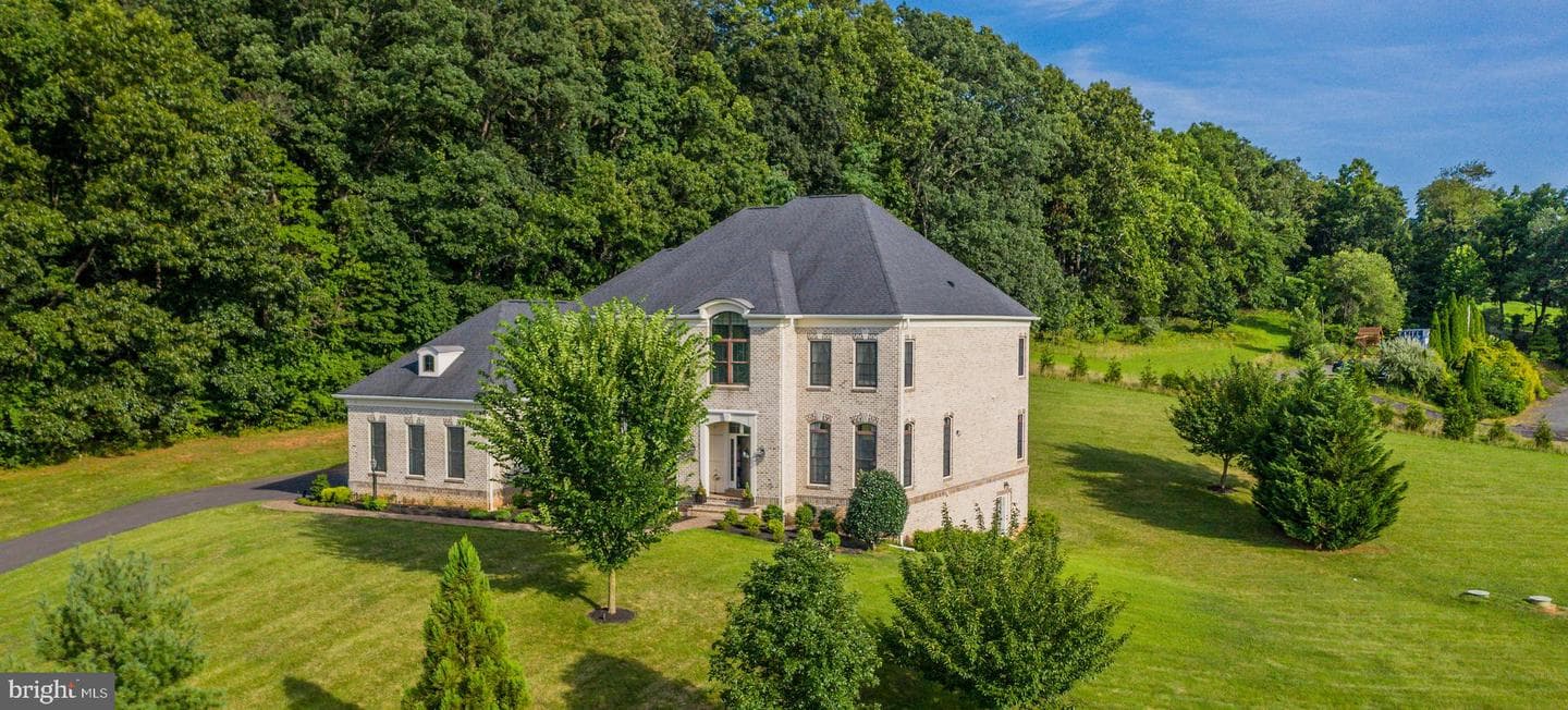 17038 Grindstone Court photo 3