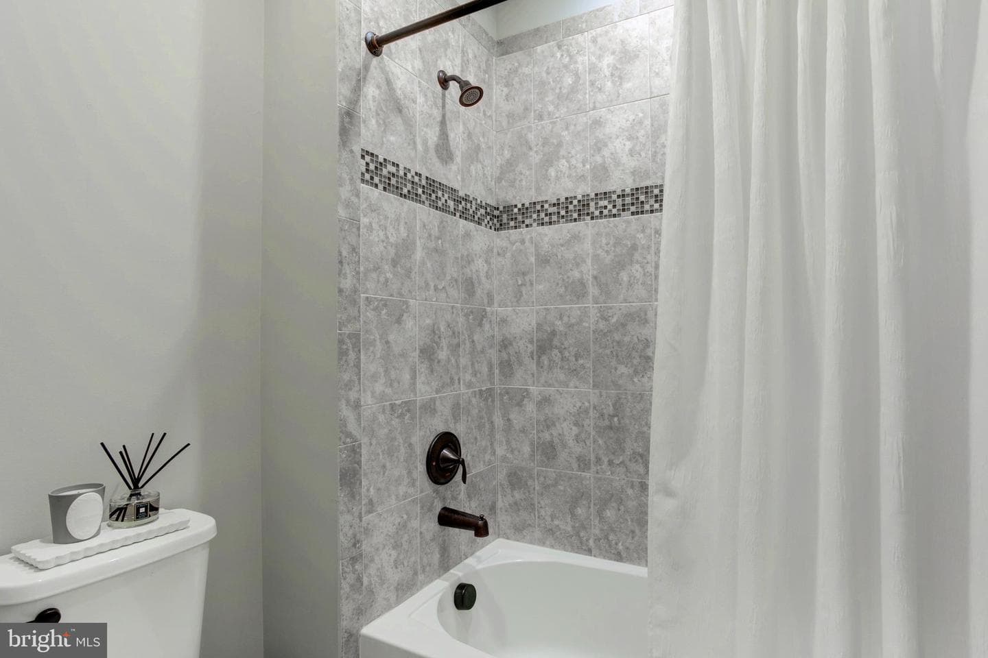 17038 Grindstone Court photo 70