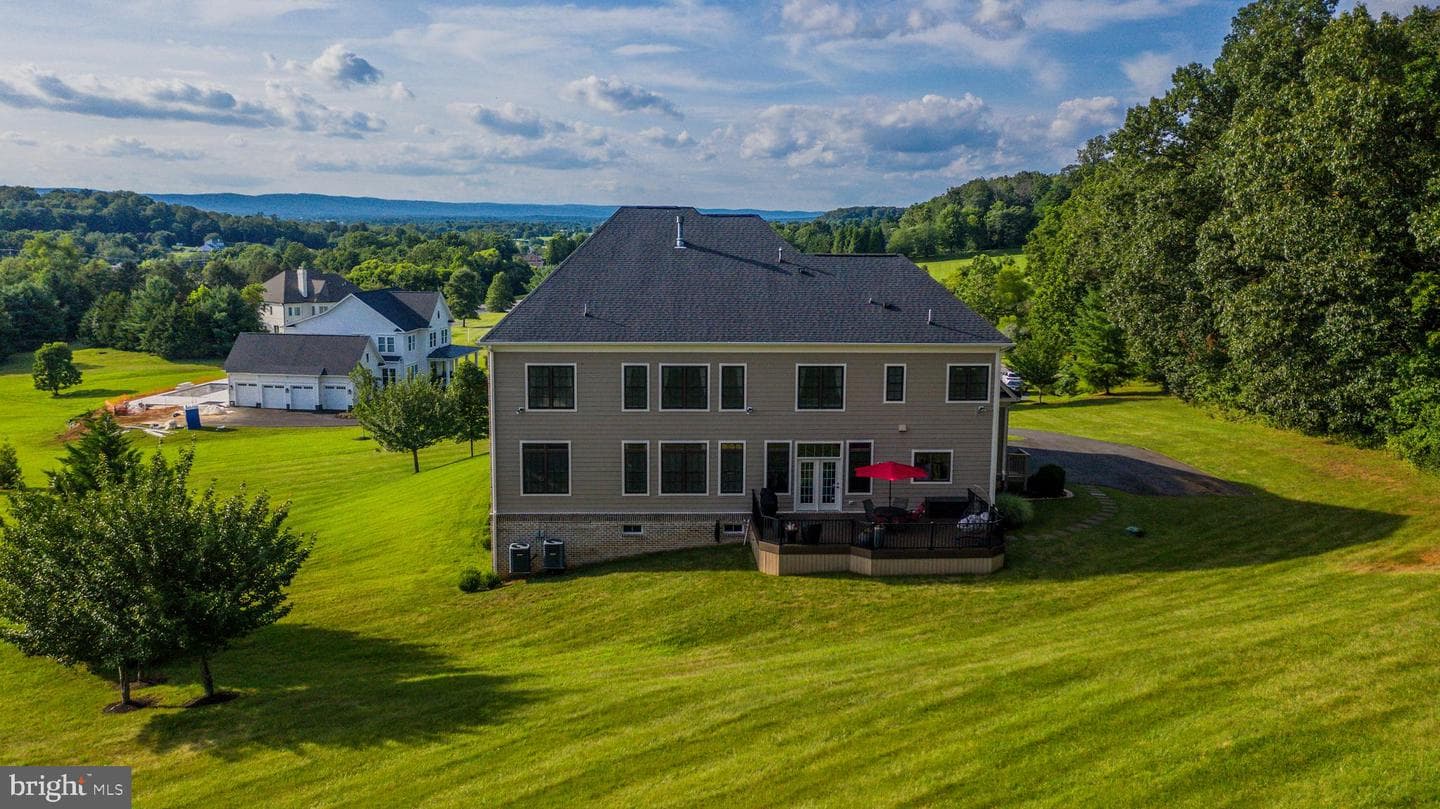 17038 Grindstone Court photo 9